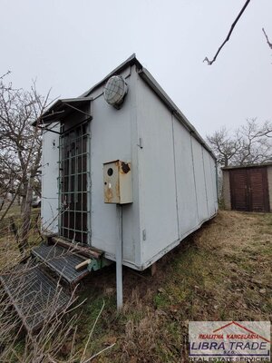 Predáme pozemok s unimobunkou a elektrinou. — foto 1