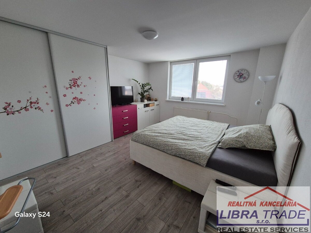 /Exkluzívne iba u Nás/Predaj 7-izb.RD po kompletnej rekonštrukcii v Šuranoch. — foto 15
