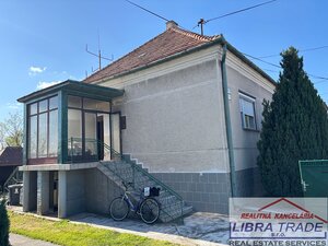 Na predaj rodinný dom v obci Dvory nad Žitavou — foto 1
