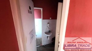 PREDAJ - Objekt vhodný na podnikanie, kanceláriu, obchod, kaviareň, reštauráciu v centre Komárna ZNÍŽENÁ CENA! — foto 14