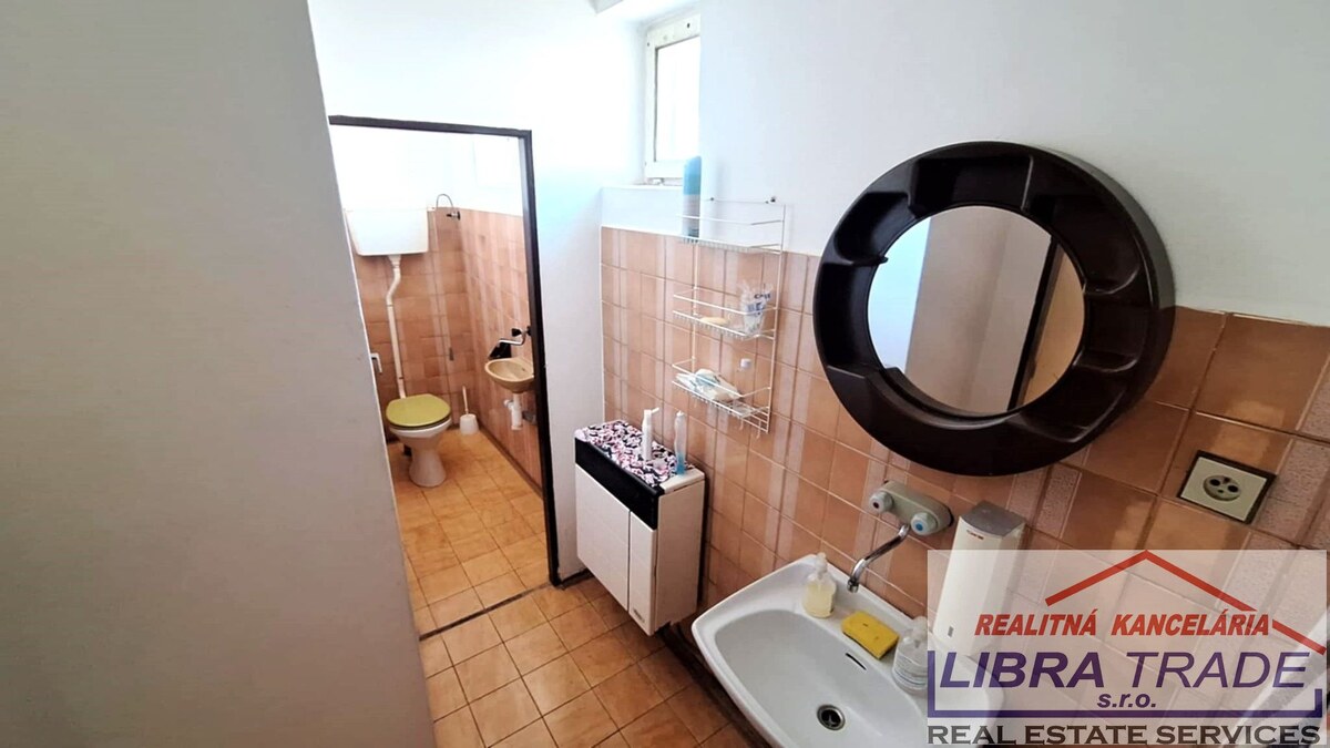 PREDAJ - rodinný dom v areály kúpaliska v PATINCIACH ! DOHODA MOŽNÁ! — foto 13