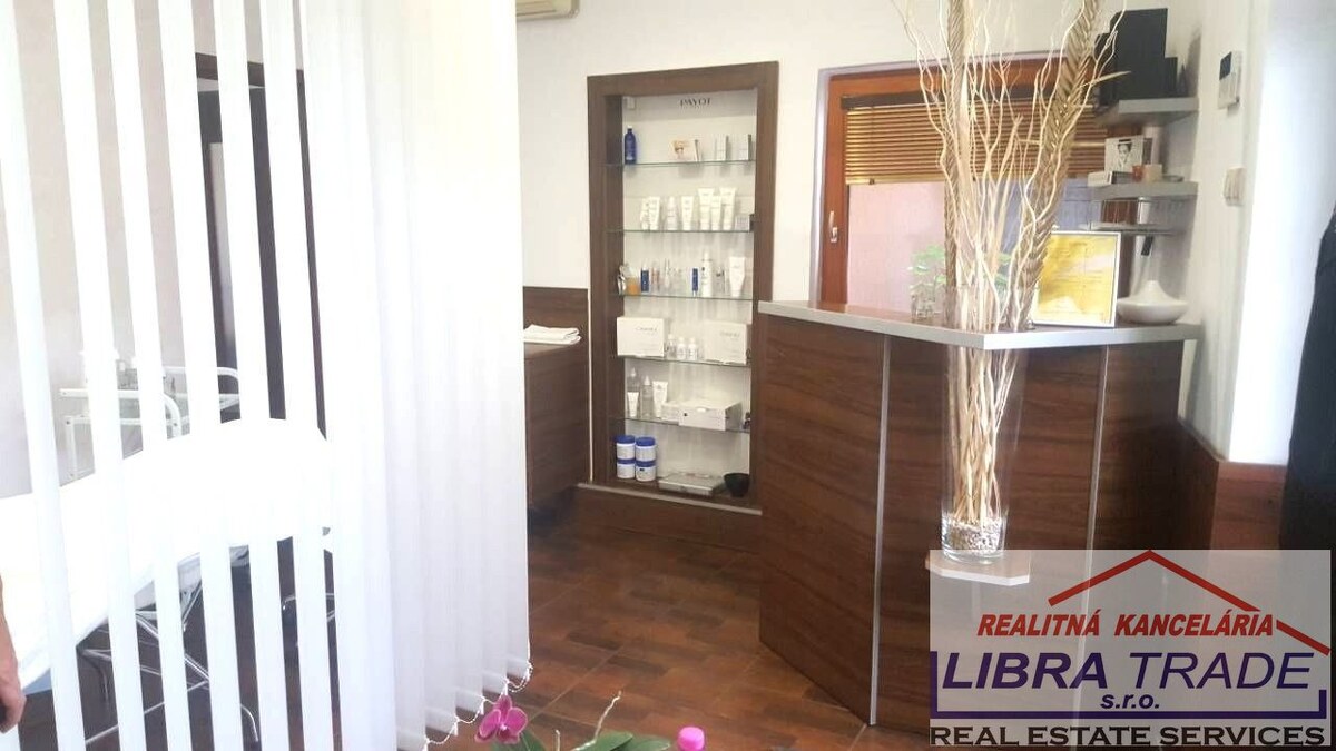 PREDAJ/ VÝMENA - POLYFUNKČNÝ DOM V CENTRE KOMÁRNA - POHOSTINSTVO / PUB, FITNESS CENTRUM, KADERNÍCTVO, MANIKÚRA-PEDIKÚRA, KOZMETIKA, MASÉRSKY SALÓN! — foto 9