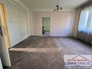 Veľký 4-izbový dom v obci Kamenín ZNÍŽENÁ CENA!!!! — foto 23