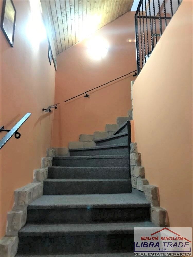 PREDAJ - ZABEHNUTÝ PENZIÓN S REŠTAURÁCIOU V CENTRE KOMÁRNA — foto 15