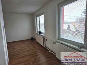 Rodinný dom na predaj v obci Veľké Lovce okres  Nové Zámky. — foto 5