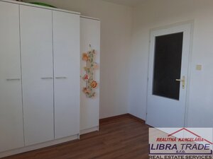 Prenájom- zariadený 3-izb.byt ul.MDŽ Šurany — foto 8