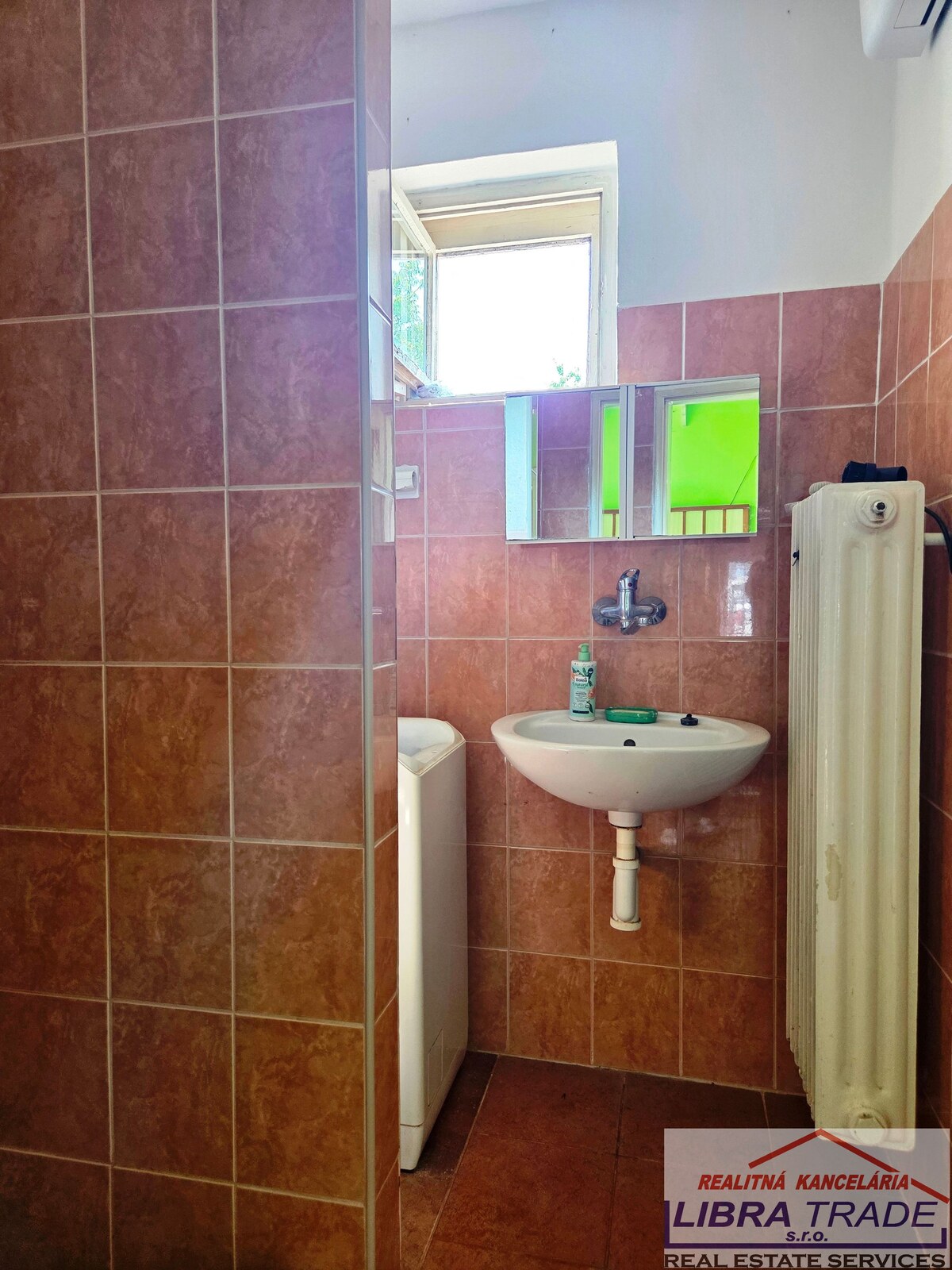 Rodinný dom na predaj v obci Svodín. — foto 12