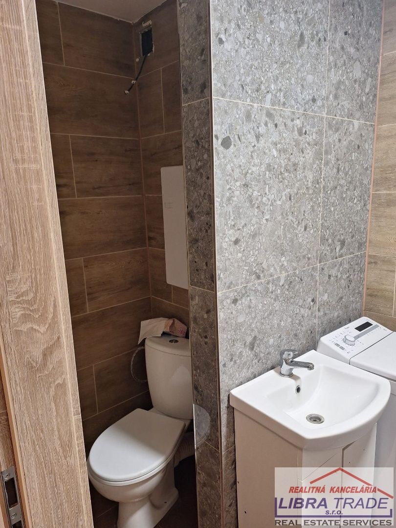 Predaj -  2-izbový byt s balkónom -Nové Zámky, ul. Ľ.Štúra — foto 8