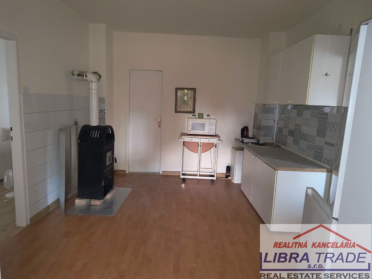 Romantický kamenný domček po kompletnej rekonštrukcii na brehu Ipľa – Pastovce — foto 18