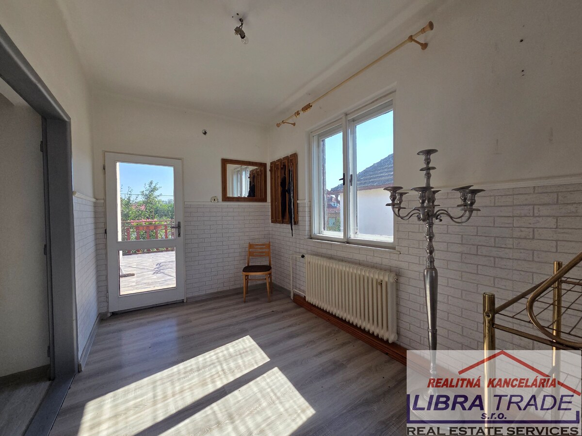 Rodinný dom na predaj v obci Kolárovo. — foto 18