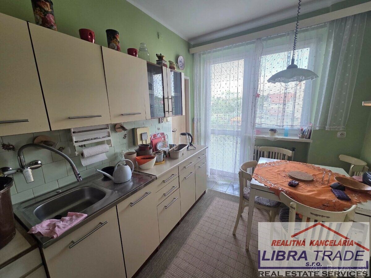 Ponúkame na predaj 4 -izbový byt + GARÁŽ v obci Kolta. — foto 11
